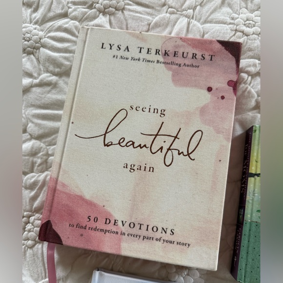 Book Bundle - Picture 4 of 9